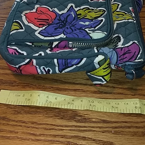 NWOT Vera Bradley quilt purse. - Picture 12 of 12